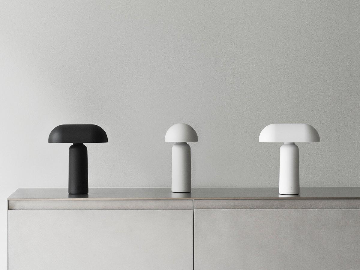 Collection of minimalist table lamps featuring contemporary forms and premium decorative finishes.