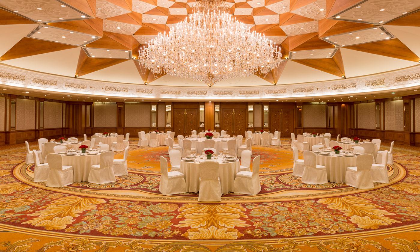 Luxury chandelier installed in a five-star hotel lobby.