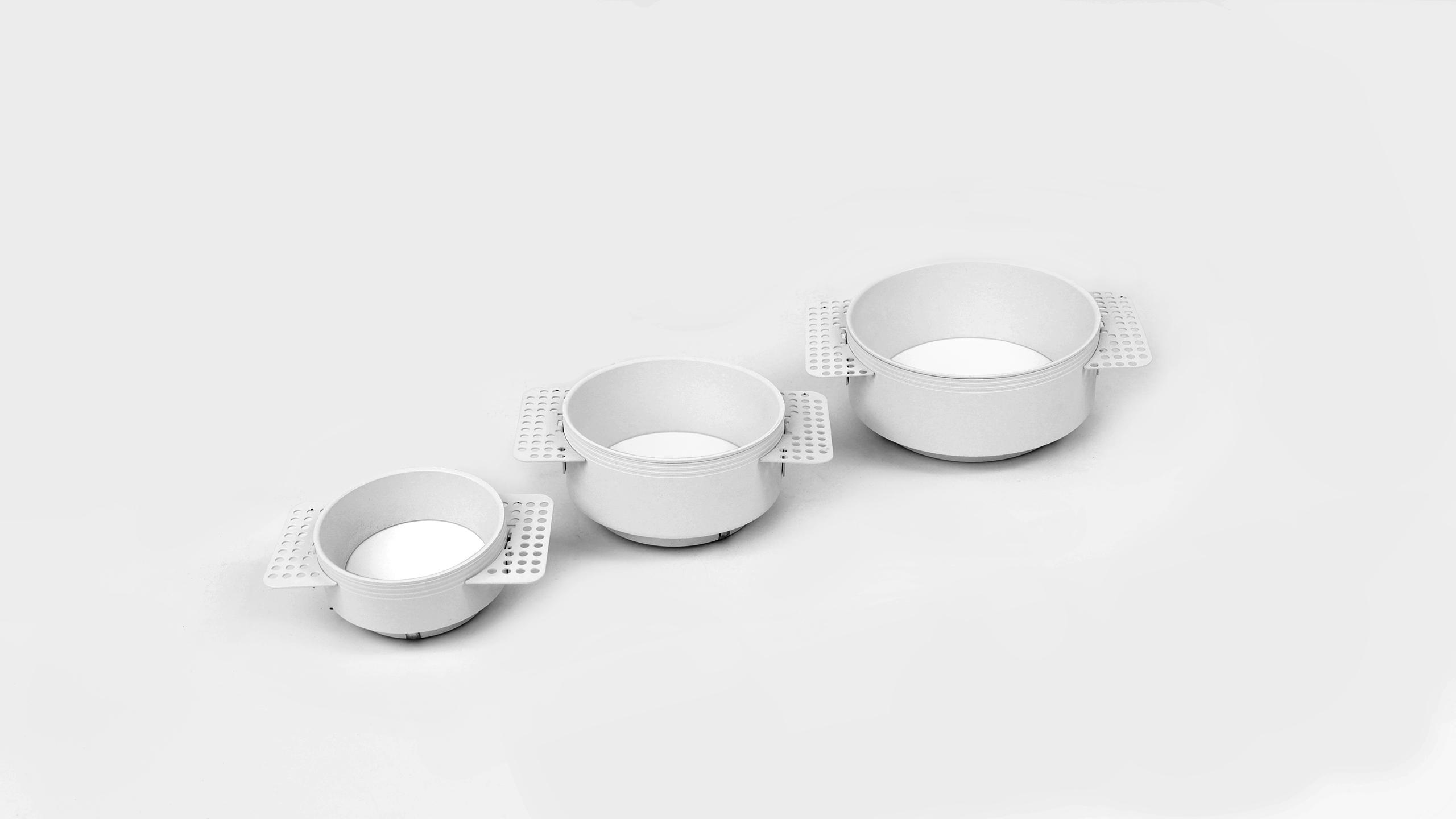 Trimless downlight family featuring multiple sizes and aperture options.