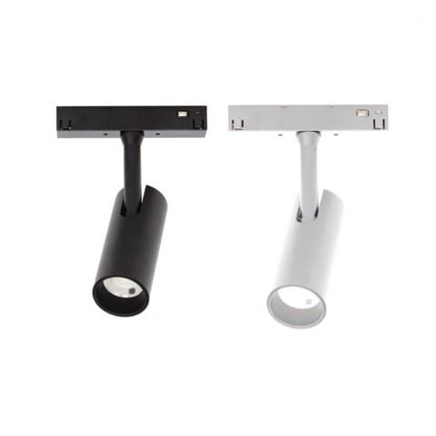 Front view of a recessed magnetic track spotlight.