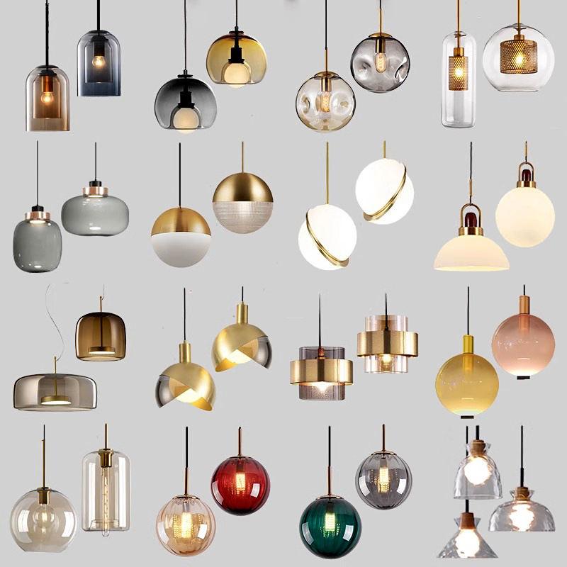 Contemporary pendant light collection with different sizes, finishes and suspension options.