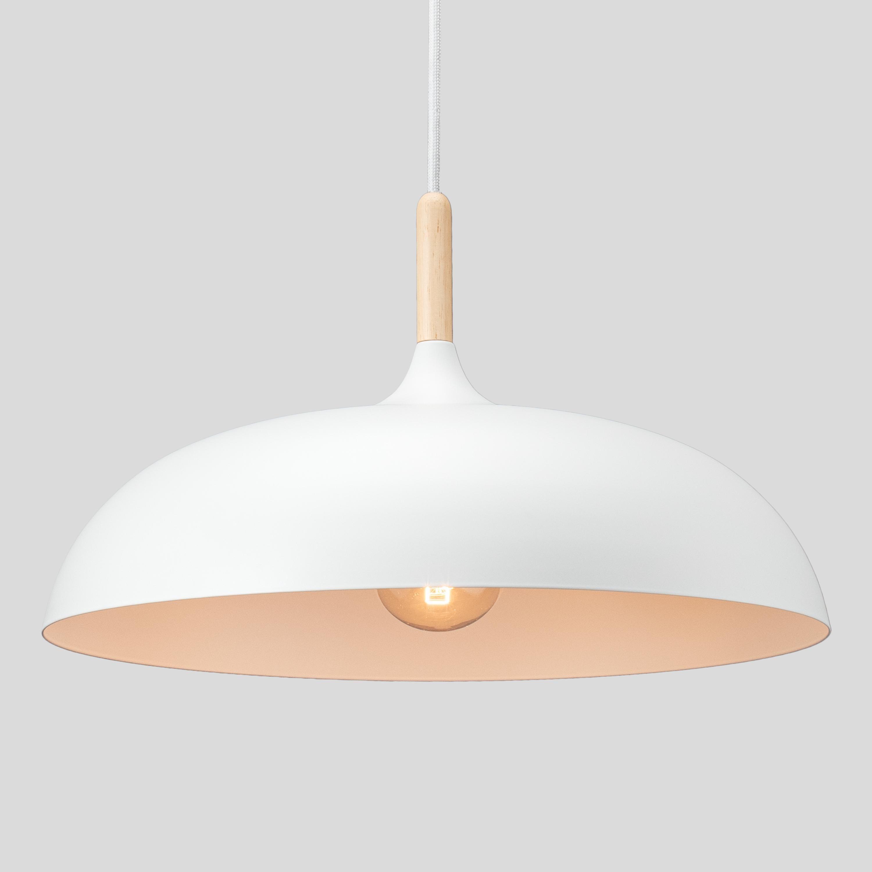 Front view of a Scandinavian pendant light.