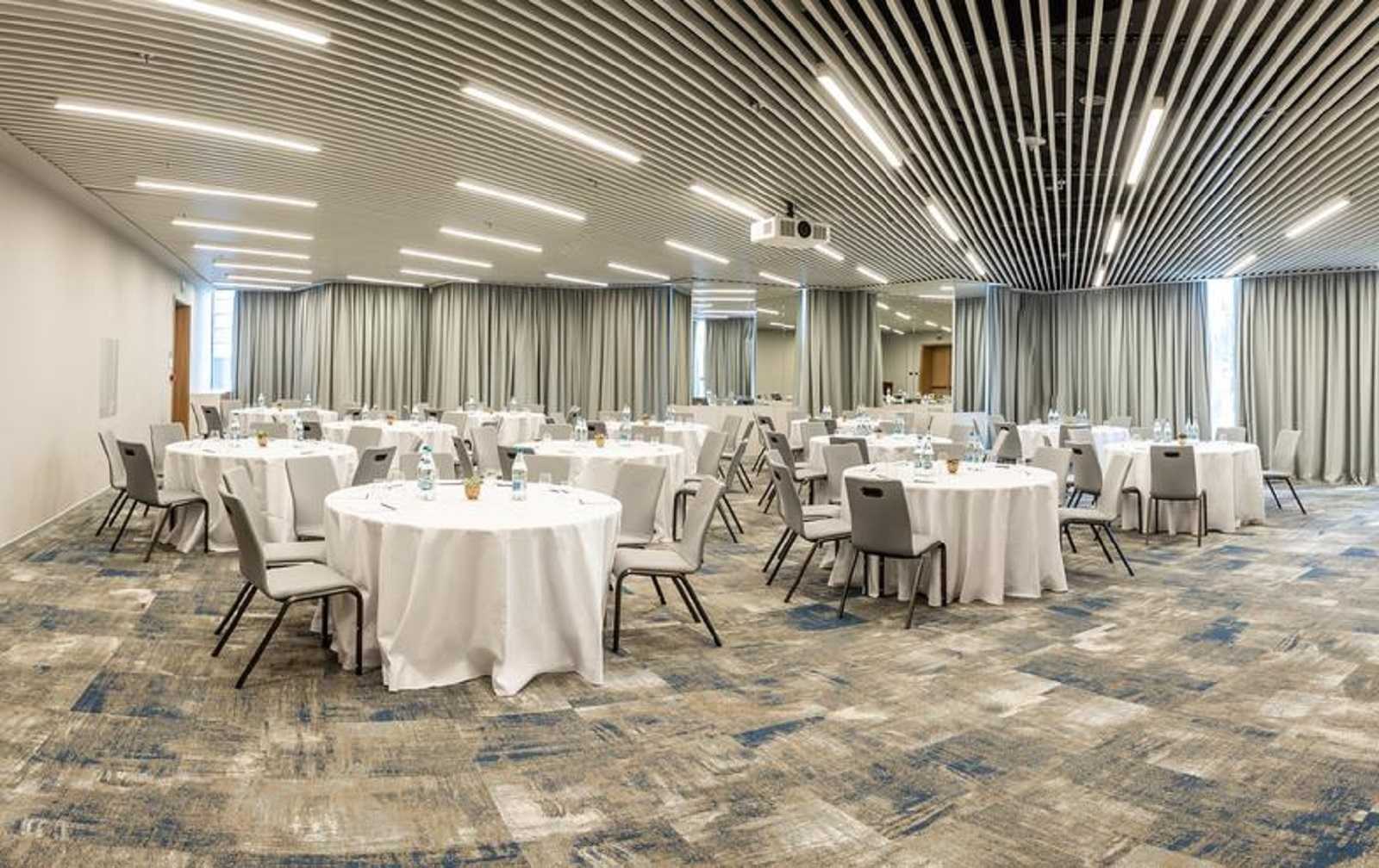 Courtyard by Marriott Bucharest